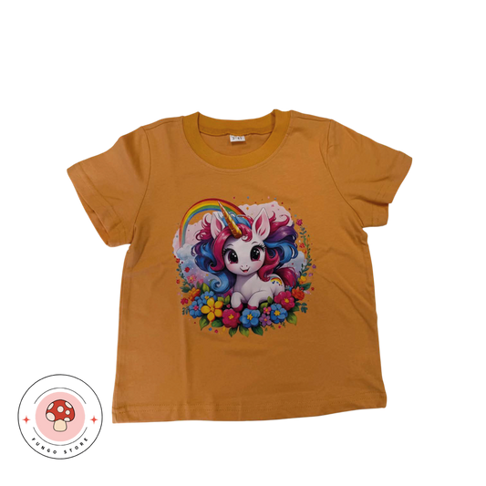 T-Shirt Bimba “Unicorno Arcobaleno nei Fiori”