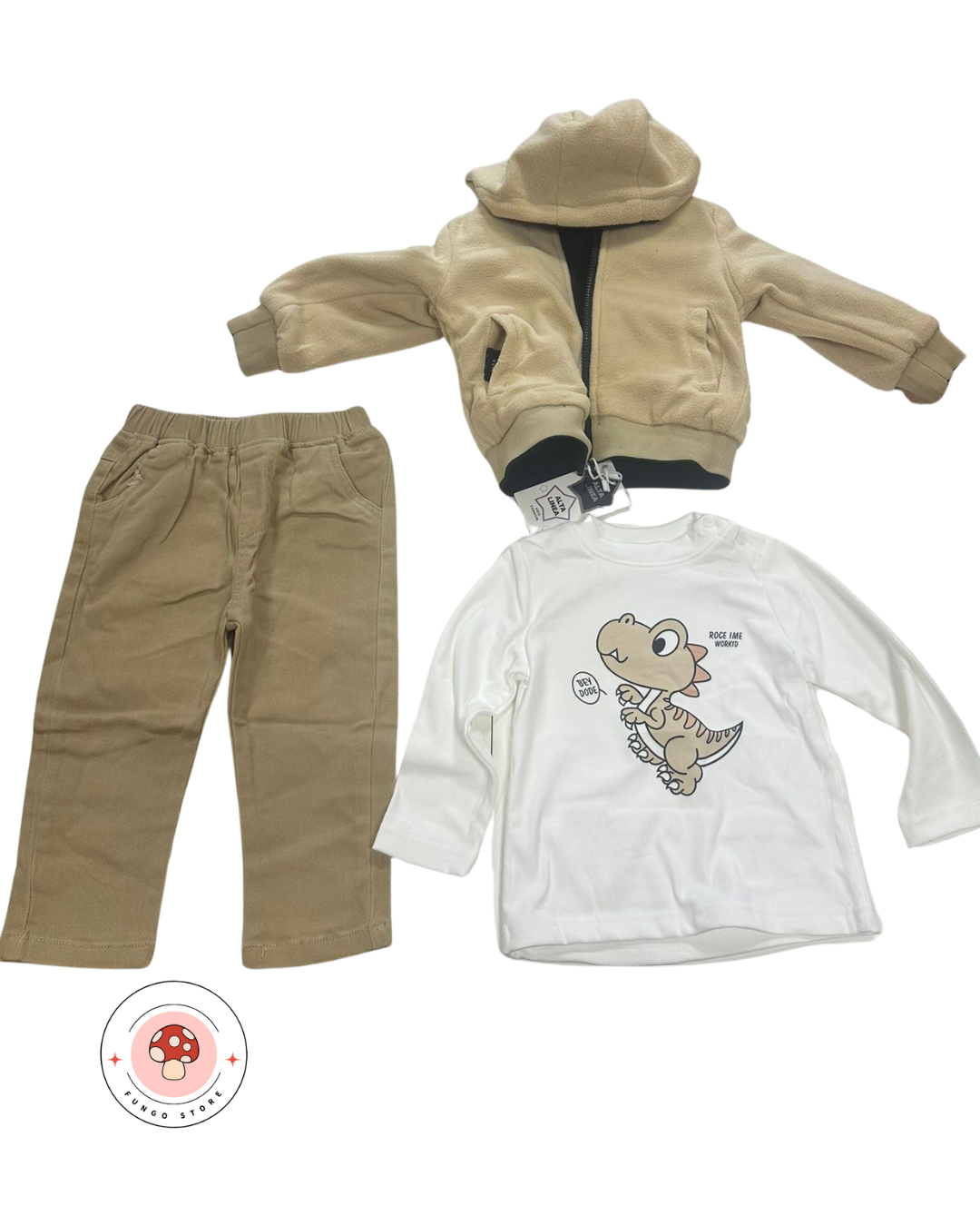 Un outfit casual e grintoso con simpatico dinosauro